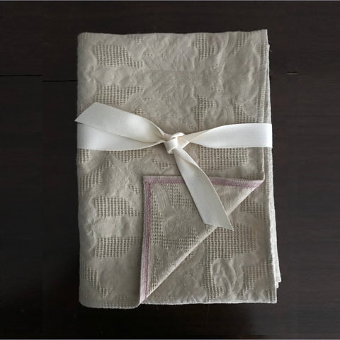 Light Weight Cotton Linen Antique Damask Bath Sheet Light Weight Cotton Linen Antique Damask Bath Sheet