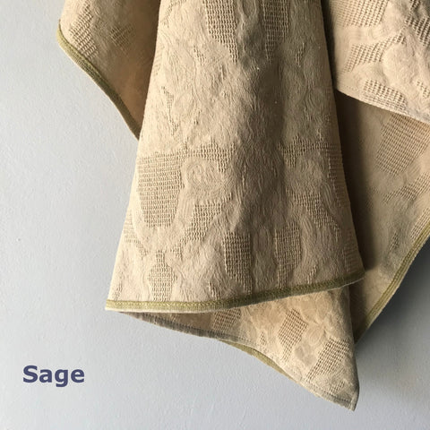 Enormous Cotton Linen Antique Damask Towel (Single Bed Sized) Enormous Cotton Linen Antique Damask Towel (Single Bed Sized)