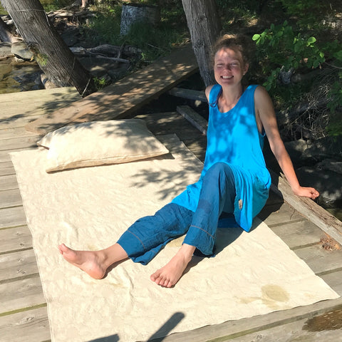 Enormous Cotton Linen Antique Damask Towel (Single Bed Sized) Enormous Cotton Linen Antique Damask Towel (Single Bed Sized)