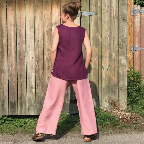 Model is 5'5.5" or 166cm | TOWN PANT Colour/Cut/Length: Dusty Rose/Regular/Length 1 | SLEEVELESS TUNIC Colour/Size/Length: Deep Plum/Small/Shorter Model is 5'5.5" or 166cm | TOWN PANT Colour/Cut/Length: Dusty Rose/Regular/Length 1 | SLEEVELESS TUNIC Colour/Size/Length: Deep Plum/Small/Shorter