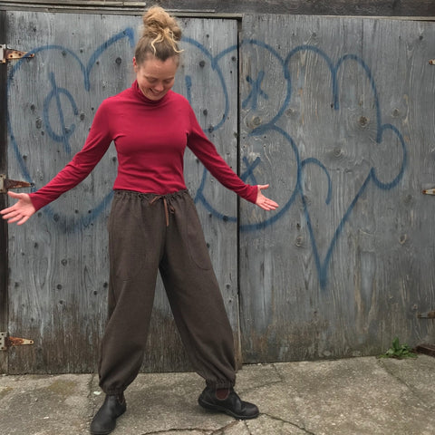 Houndstooth Woolen PANTALOONS | Regular-Cut, Length 1 | Burgundy Bamboo Turtleneck | Model is 5'5.5" or 166cm