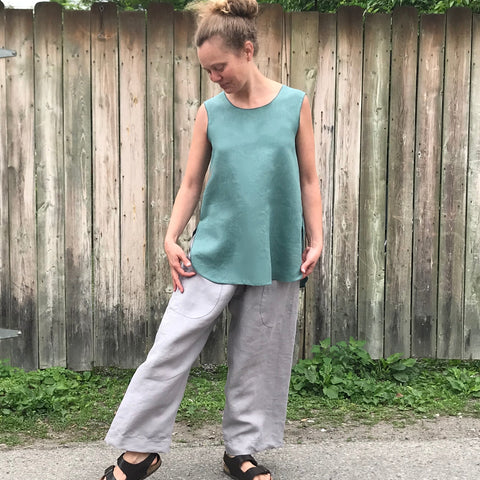 Model is 5'5.5" or 166cm | TOWN PANT Colour/Cut/Length: Smoky Quartz/Regular/Length 1 | SLEEVELESS TUNIC Colour/Size/Length: Tarnished Copper/Small/Longer Model is 5'5.5" or 166cm | TOWN PANT Colour/Cut/Length: Smoky Quartz/Regular/Length 1 | SLEEVELESS TUNIC Colour/Size/Length: Tarnished Copper/Small/Longer