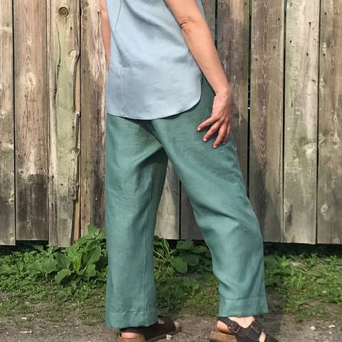 Model is 5'5.5" or 166cm | TOWN PANT Colour/Cut/Length: Tarnished Copper/Slim-mer Cut/Length 1 | SLEEVELESS TUNIC Colour/Size/Length: Antique Blue/Small/Shorter Model is 5'5.5" or 166cm | TOWN PANT Colour/Cut/Length: Tarnished Copper/Slim-mer Cut/Length 1 | SLEEVELESS TUNIC Colour/Size/Length: Antique Blue/Small/Shorter