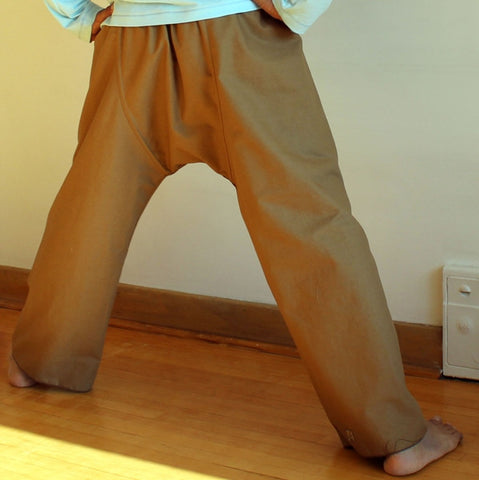 Thicker Cotton Dream Pants: Loose-Fitting Yoga Pants for Men back view<br>Colour: Brown Sugar, Bottom Pantleg Choice: Regular