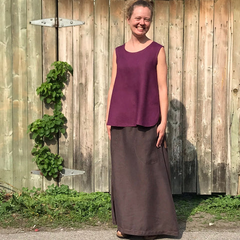 Model is 5'5.5" or 166cm | LONG SKIRT Colour/Size/Length: Beautiful Brown/Regular Cut/Longer | SLEEVELESS TUNIC Colour/Size/Length: Plum/Small/Shorter